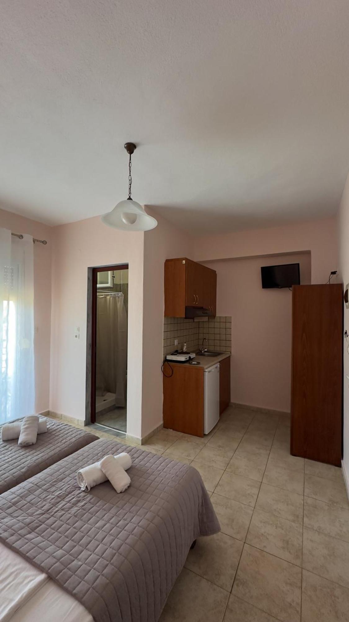 Tsipos Rooms Stavros  Exterior photo